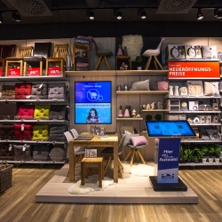 Thumbnail-Photo: “Omnichannel is not a retail invention but a response to customer...