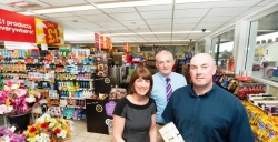 Paul Ludlow (SPAR Loughall Road, Portadown) with Siobhan ODwyer of Nualight and...