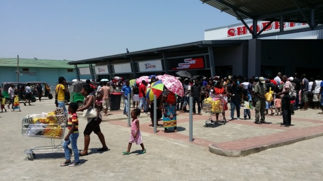 First Shoprite store opens in Tete Province of Mozambique - iXtenso ...