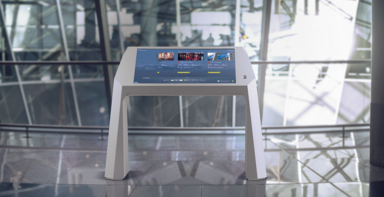 Photo: Multitouch solution improves traveller experience at Frankfurt Airport...