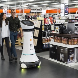 Thumbnail-Photo: Robot assists shoppers at Saturn in Germany