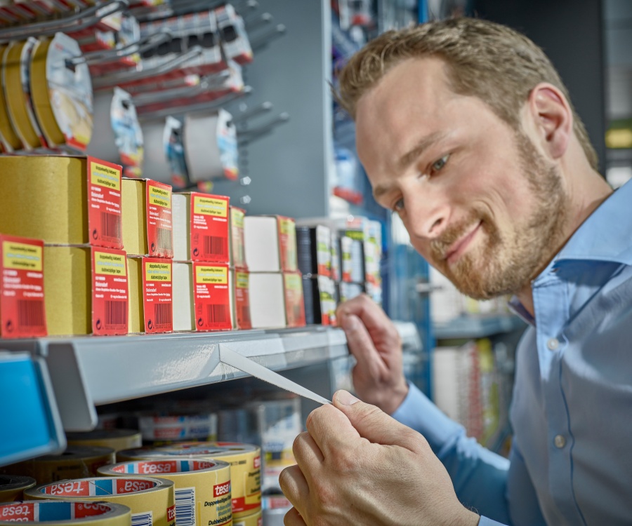 Photo: An end to adhesive tape residue on the supermarket shelf...