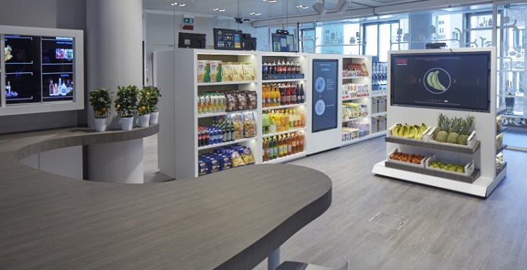 Accenture opened its largest innovation hub for the retail