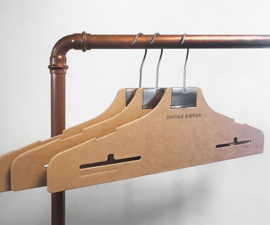 Photo: Renewable, economical and intelligent clothes hanger...