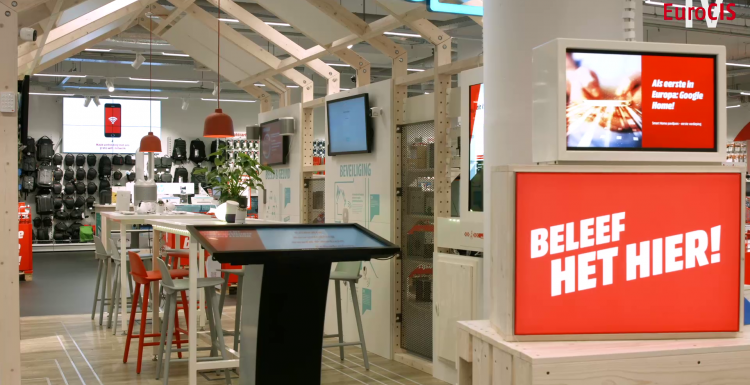 Foto: MediaMarkt Eindhoven: Kunden begeistern mit interaktiven Technologien...