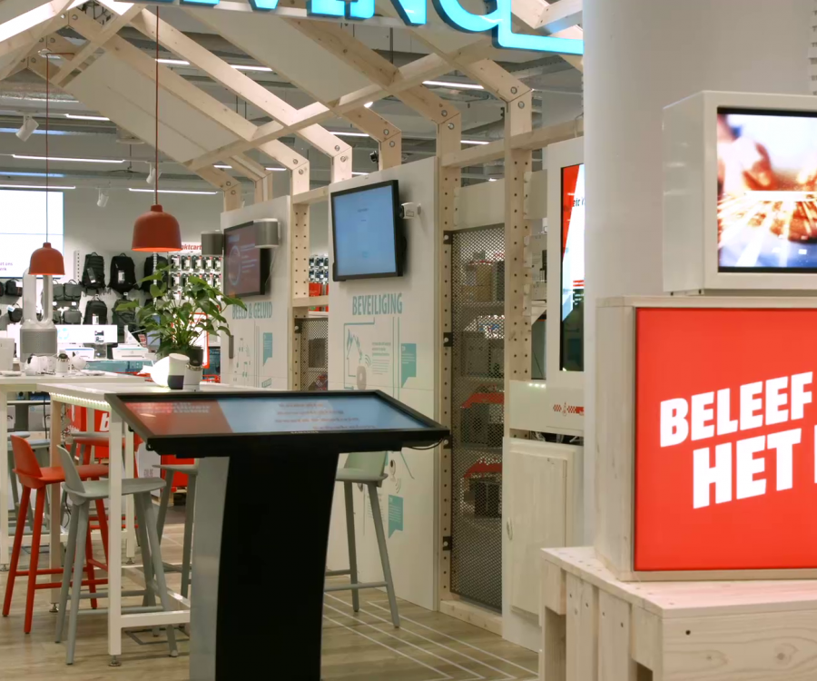 Photo: MediaMarkt Eindhoven: Inspiring customers with interactive technologies...