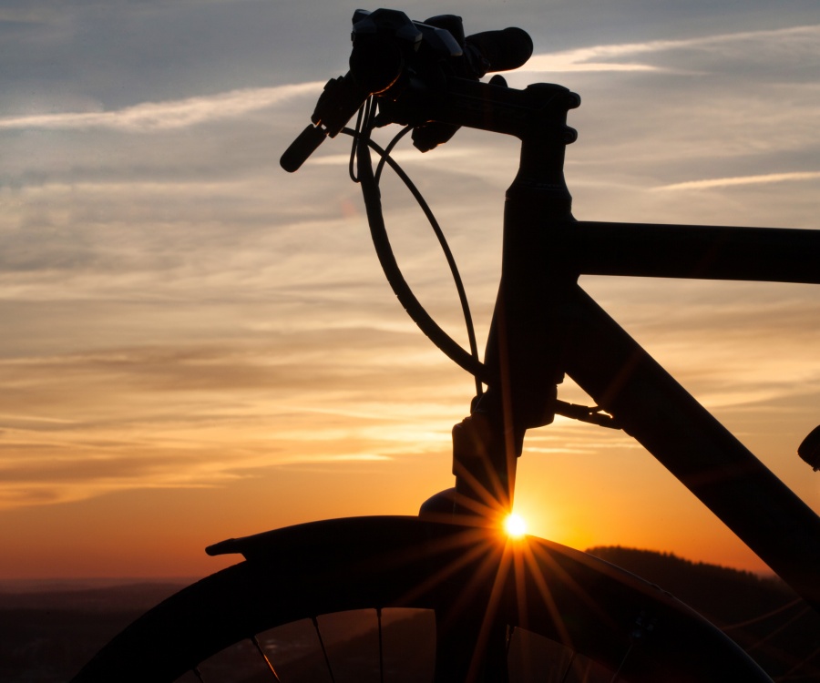 Photo: Mountain and electric bicycles leading the pack...