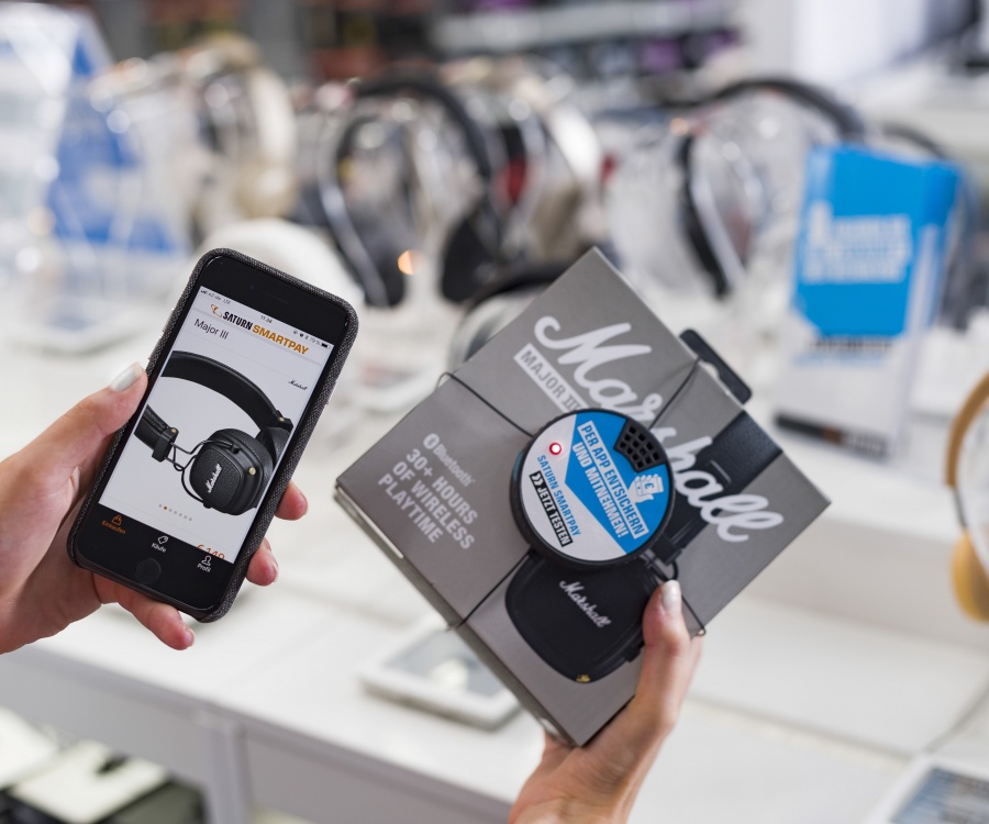 Photo: RFID tags with features for the cashierless store...