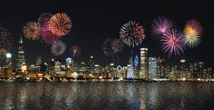 Fireworks; Copyright: Lisa Kessler/Unsplash