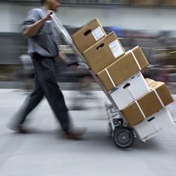 Thumbnail-Photo: Half of online shoppers did not receive their package...
