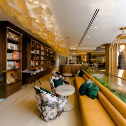 Thumbnail-Photo: Retail library in Vancouver