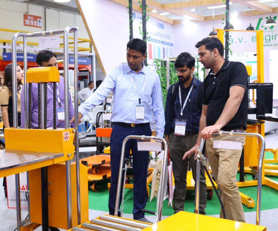 Photo: 10th anniversary of India Warehousing Show