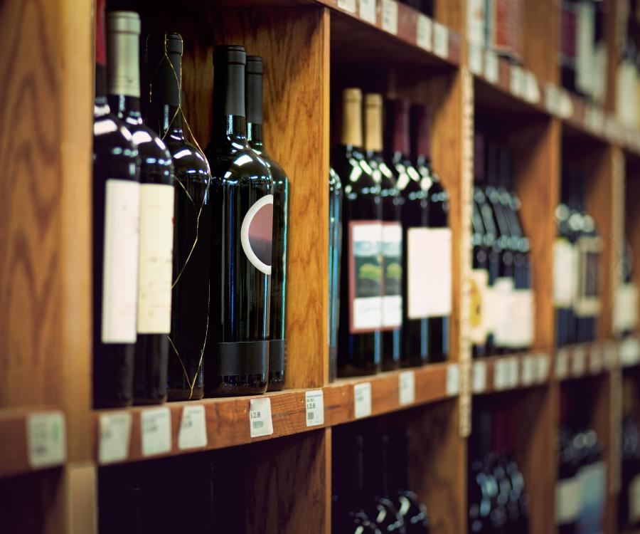 Photo: Pandemic fuels wine sales at grocery & convenience stores...