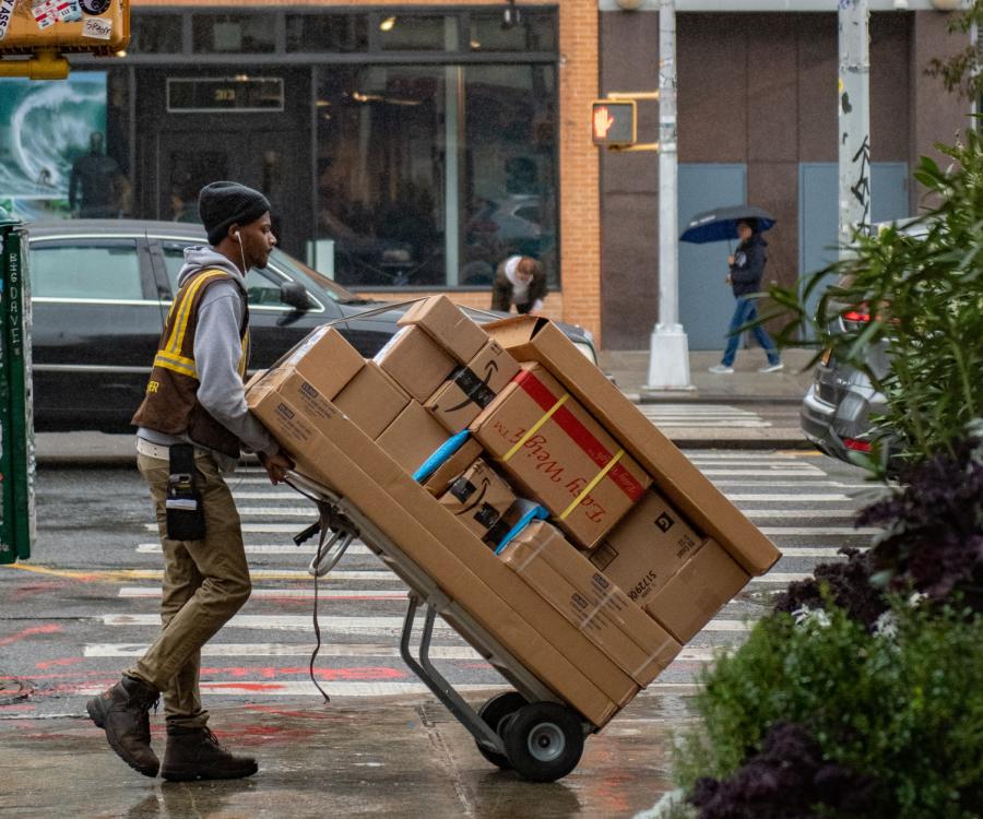 Photo: Outdated last-mile delivery technology