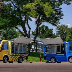 Thumbnail-Photo: Electric vehicles for safe on-the-go food distribution during pandemic...
