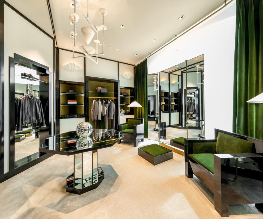 Photo: Holt Renfrew Ogilvy dazzles as a sustainably forward luxury flagship...