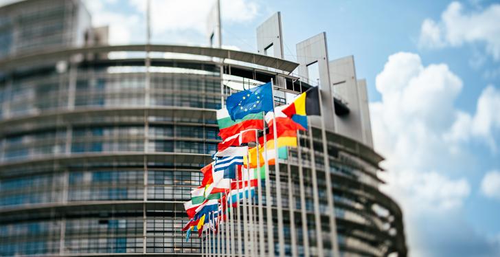 European flags in front of building; copyright: PantherMedia/ifeelstock...