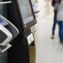 Thumbnail-Photo: Digital allrounder: from price tags to self-checkout...