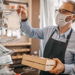 Thumbnail-Photo: Fostering engaged and connected store associates with real-time solutions...