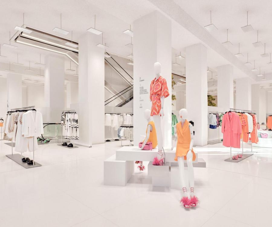 Photo: Zara presents its most advanced store concept in Madrid...