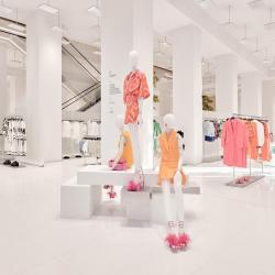 Thumbnail-Photo: Zara presents its most advanced store concept in Madrid...