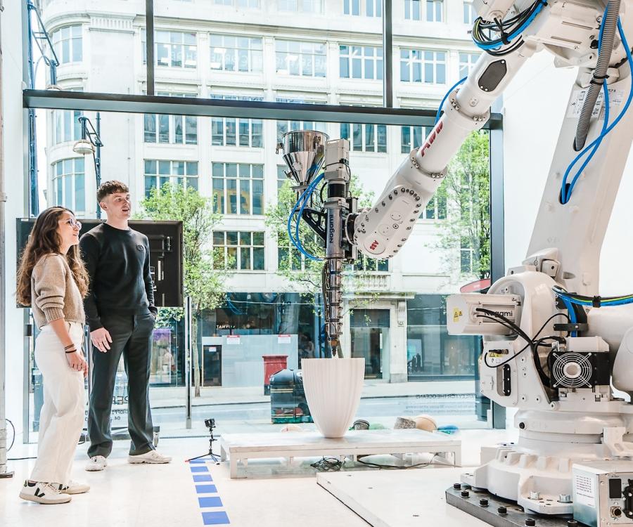 Photo: An experimental shop of the future in London...