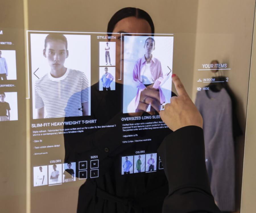 Photo: H&M explores tech-enabled shopping experiences...