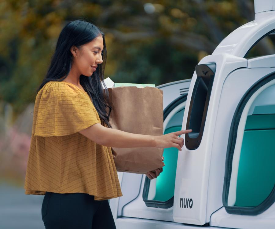 Photo: Uber and Nuro announce 10-year partnership for autonomous food deliveries...