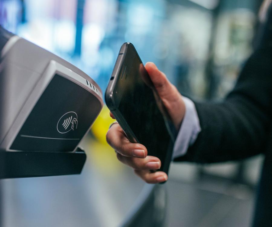 Photo: Contactless mobile payments to surpass 1 billion users in 2024...