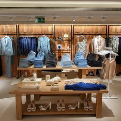 Thumbnail-Photo: Mango renovates its flagship store with New Med concept...