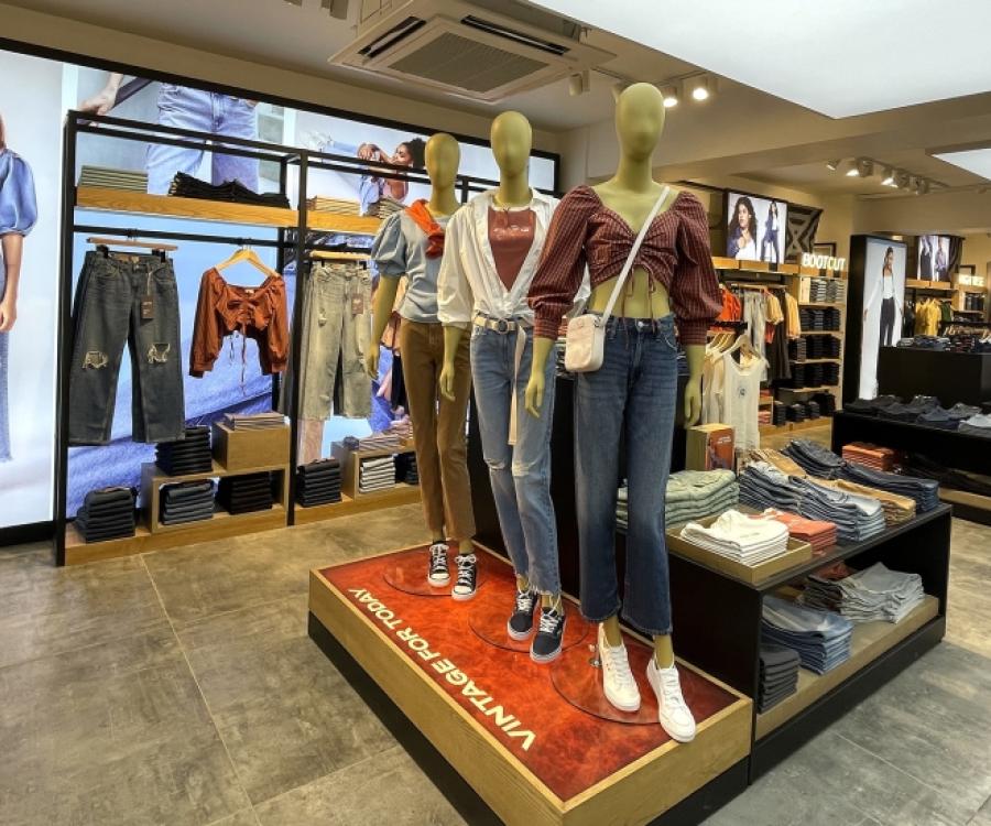 Photo: Levis expands retail footprint in Asia