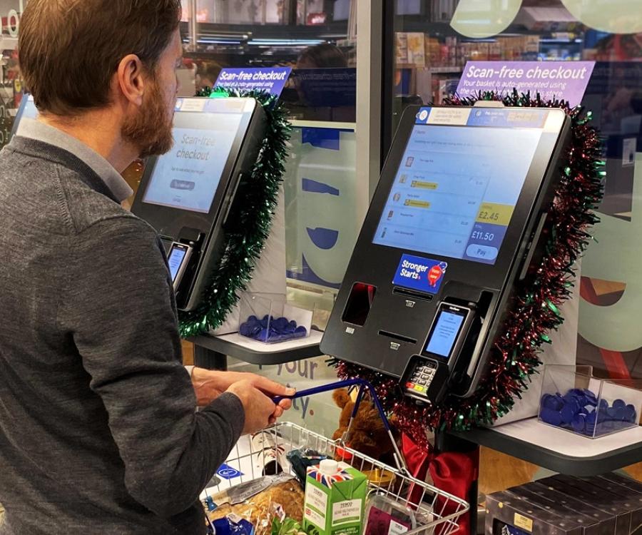 Photo: Tesco to introduce new scan-free technology on self-service tills at...