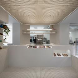 Thumbnail-Photo: Store design: a boutique workshop for gourmet pastry...