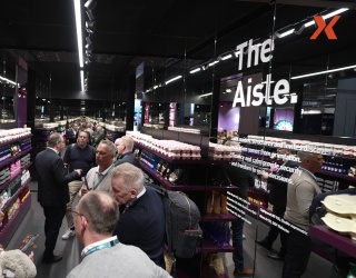 Photo: How light builds Retail Fusion