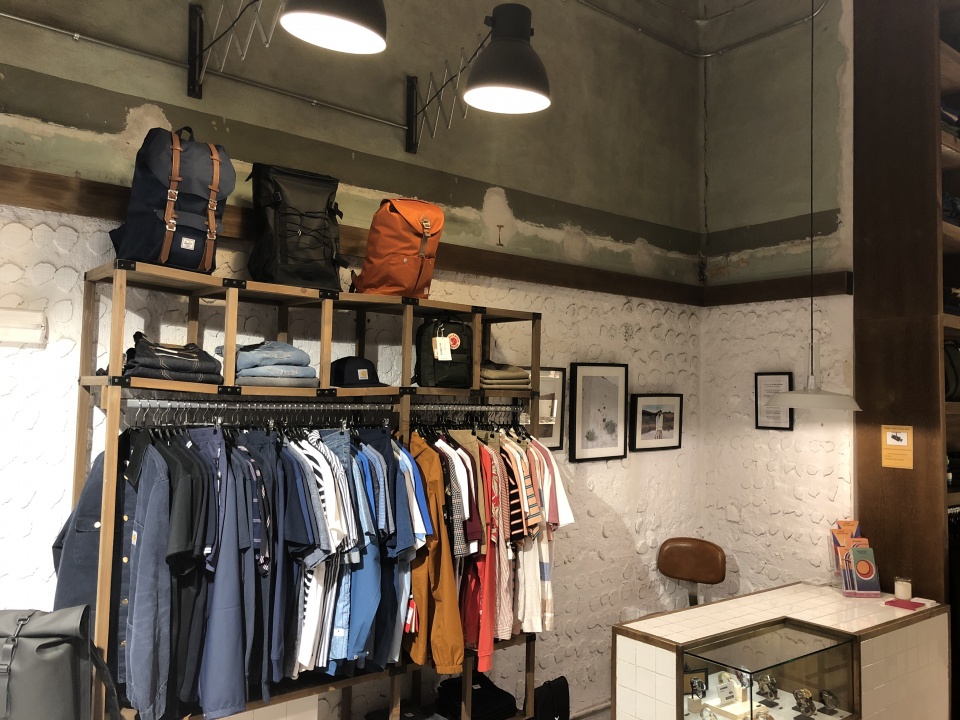 Concept store in Barcelona: Trait - iXtenso – retail trends