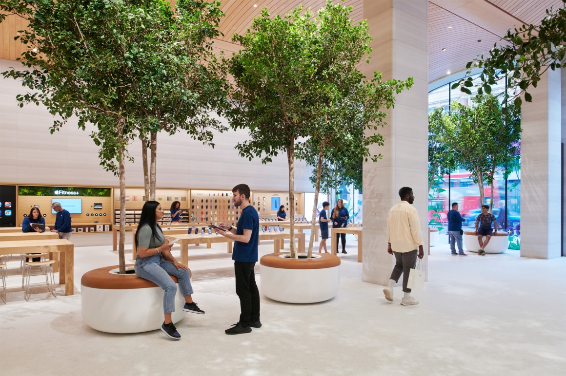 New Apple store celebrates creativity with vibrant design