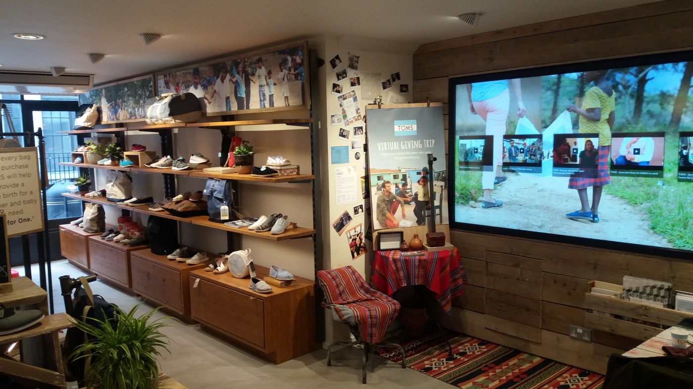 toms outlet store