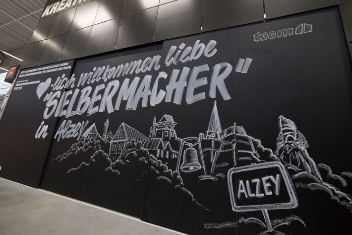 Die neue toom Kreativwerkstatt für Selbermacher in Alzey...