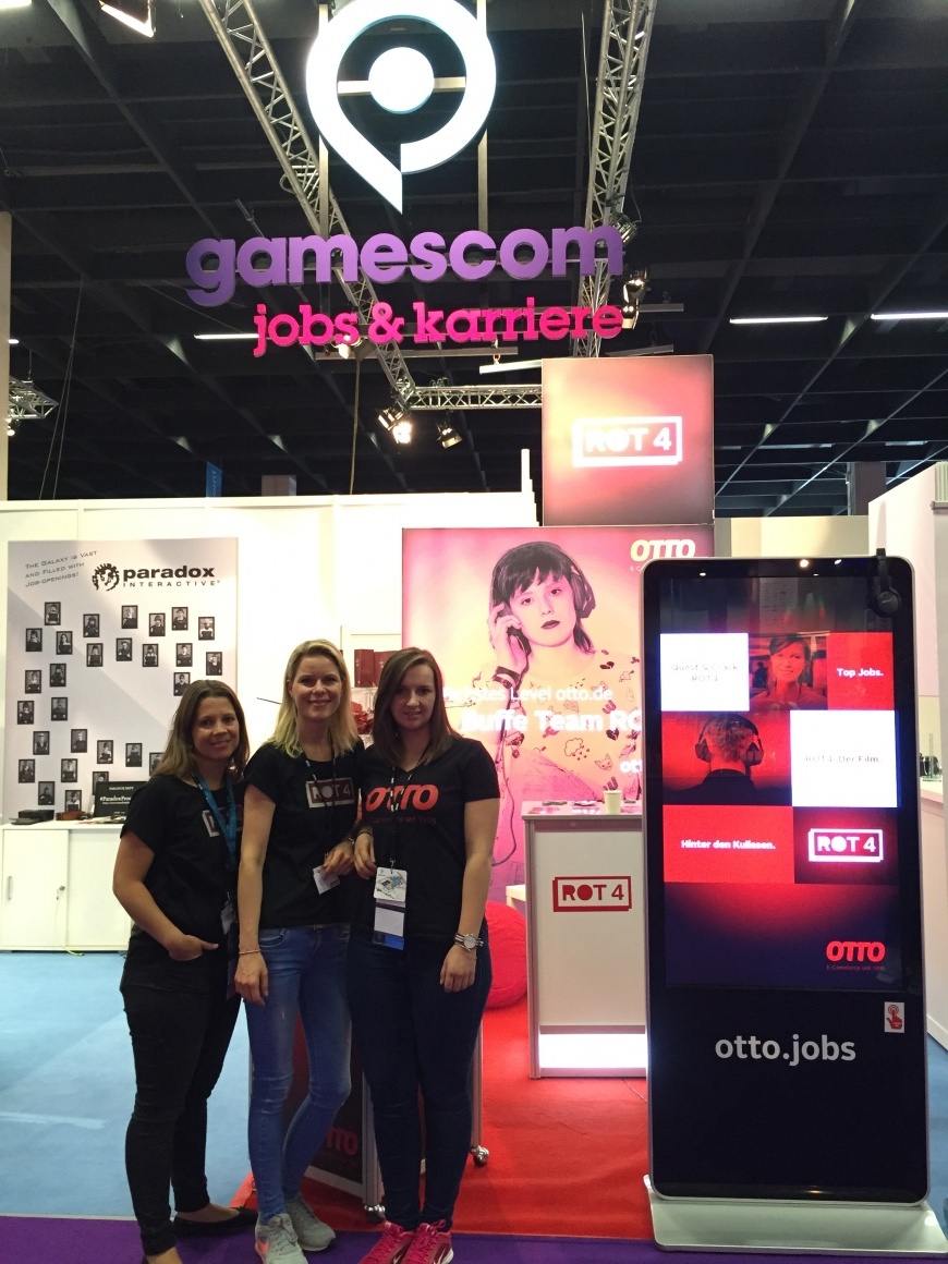 OTTO’s human resource marketing team at gamescom....