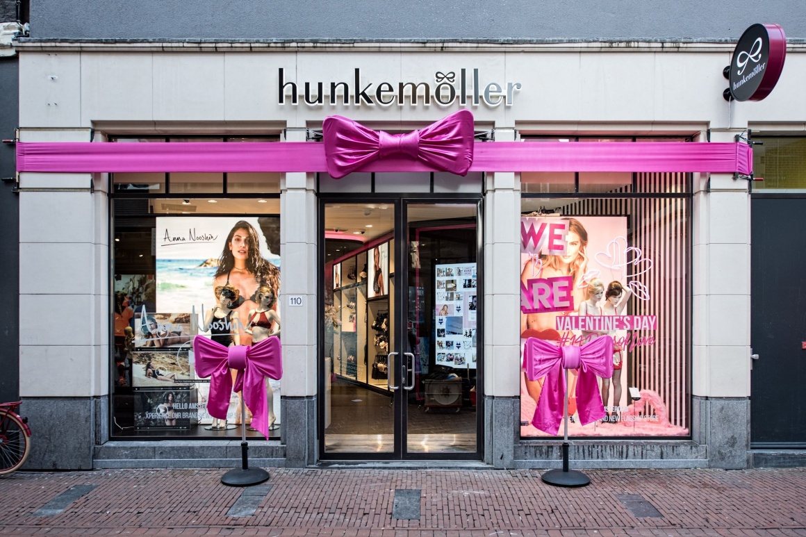 Hunkemöller Stores in der Amsterdamer Kalverstraat....
