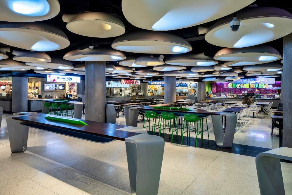 Adjustable mood lighting in Food Court in Toronto iXtenso retail trends