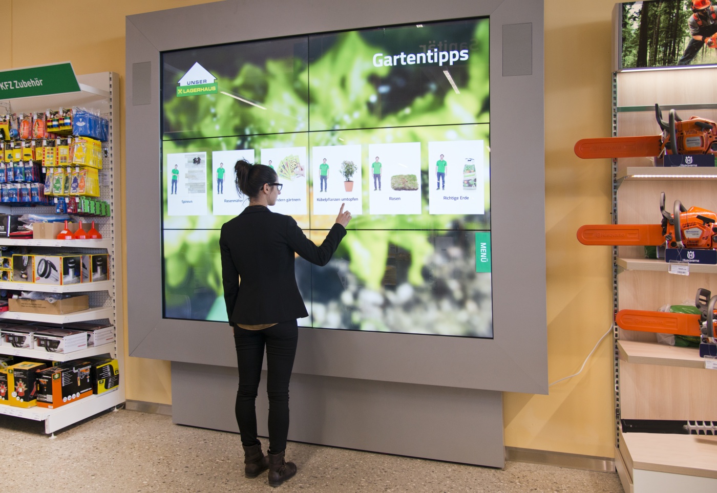 Photo: In-Store Digital Signage: How content fills the screens...