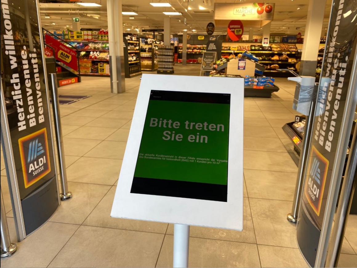 digital admission control at ALDI Suisse