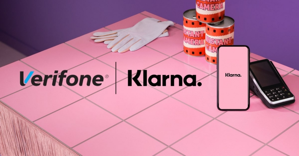 Klarna and Verifone logos on pink background